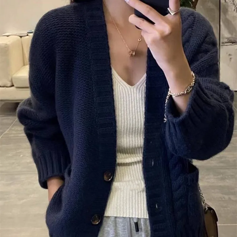 2021 New Pure Cashmere Knit Cardigan Fashion Thick Loose Sweater Winter Women's 100%Wool V-Neck Large Size Jacket High-End Coat 