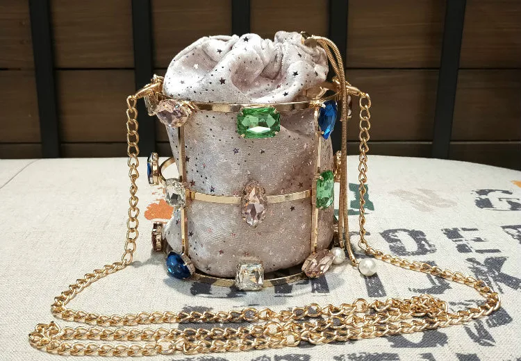 Colorful Diamond Bucket Bag Basket Evening Clutch Bags Women Hollow Out Beaded Alloy Metallic Cage Handbag Purse Ladies Dinner