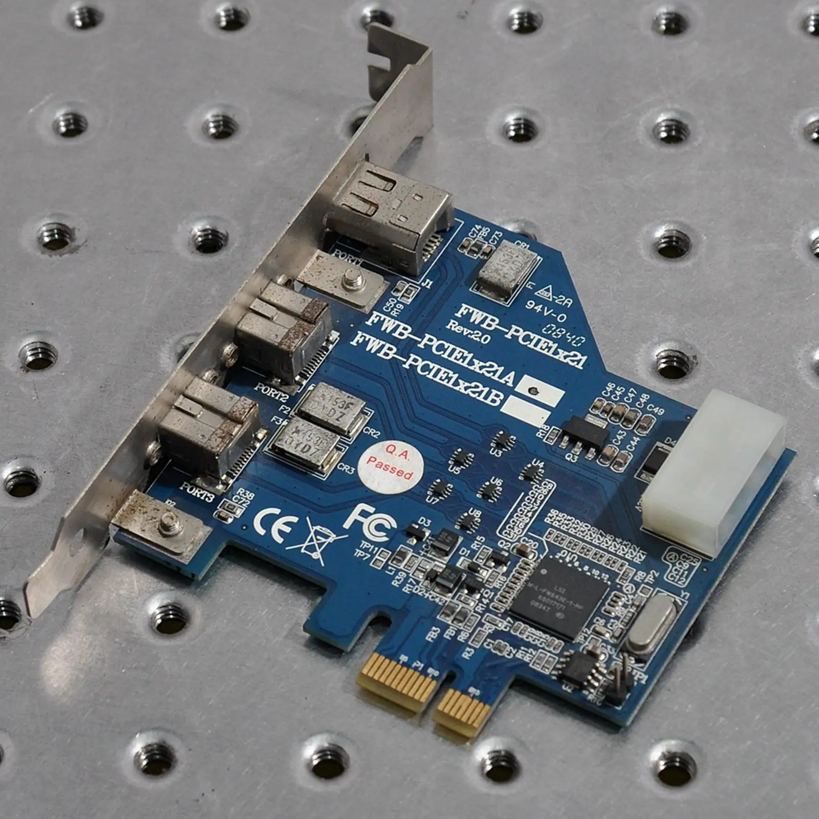 Тайвань иои FWB-PCIE1x21 IEEE1394B Карта видеозахвата | Компьютеры и офис