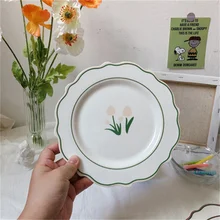 

South Korea Ins Wind Tulip Ceramic Plate Girl'S Heart Flower Dessert Fruit Salad Тарелки Для Еды Luminarc Vajilla Navidad