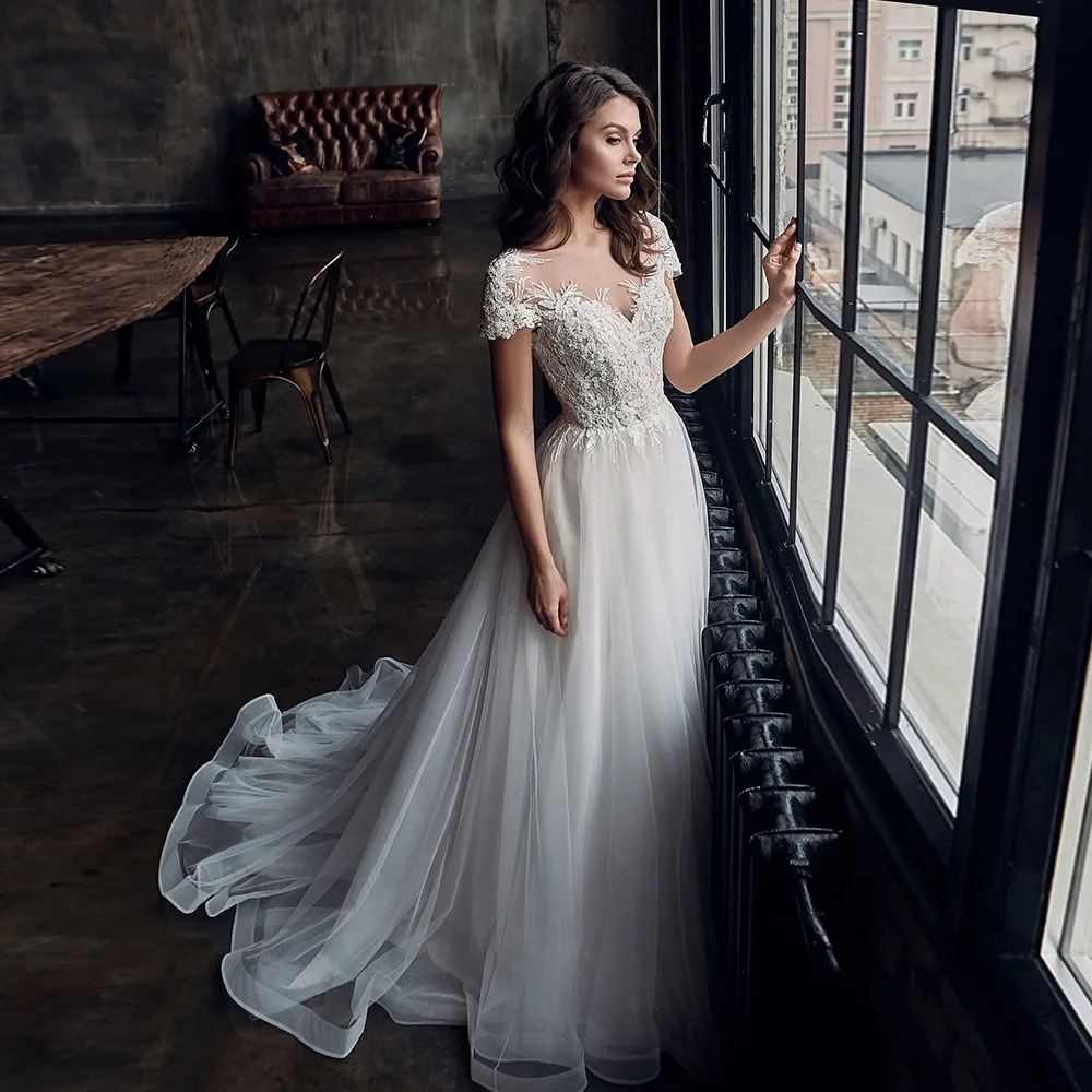 

Beach Wedding Dresses Boho Vestido De Novia Bohemio Short Sleeve Buttons Up Back Appliques Beading Tulle Wedding Gowns Elegant