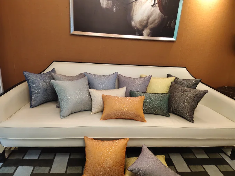 11431951940_29177279