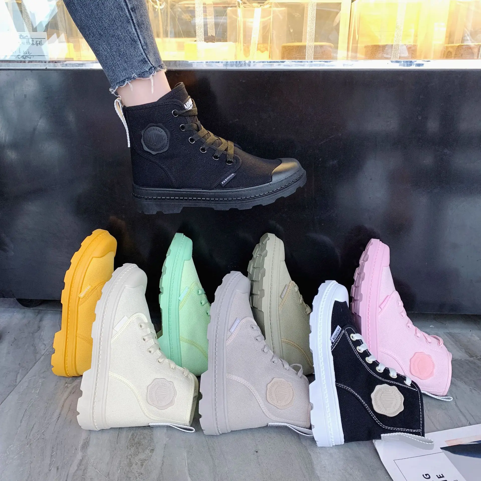 Botas de lona para mujer, botines hasta el tobillo de Plataforma superior alta, botas Martin, zapatillas de deporte a la moda, con cordones, para primavera y otoño