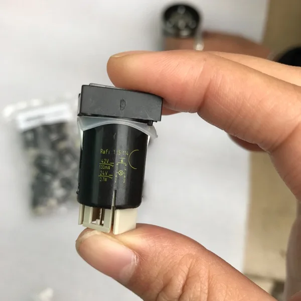 

10pcs/lot new Heidelberg SM52/PM52 to the version of the water roller inlet cylinder cylinder gas steel 25x25 00.580.4127/C