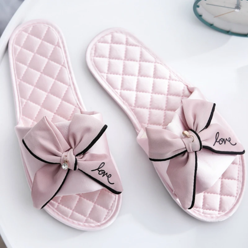 De seda De las mujeres zapatillas De plataforma De tacón plano diapositivas lindo Casual Peep Toe Nudo De mariposa Mujer damas Zapatos De interior Zapatos De Mujer