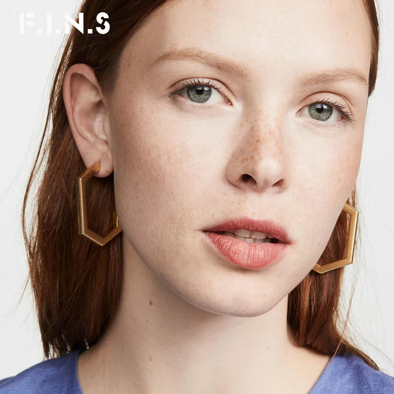

F.I.N.S Simple Fashion Jewelry Geometric Metal Hoop Earrings Brand Design Big Statement Earrings for Women's Decoration