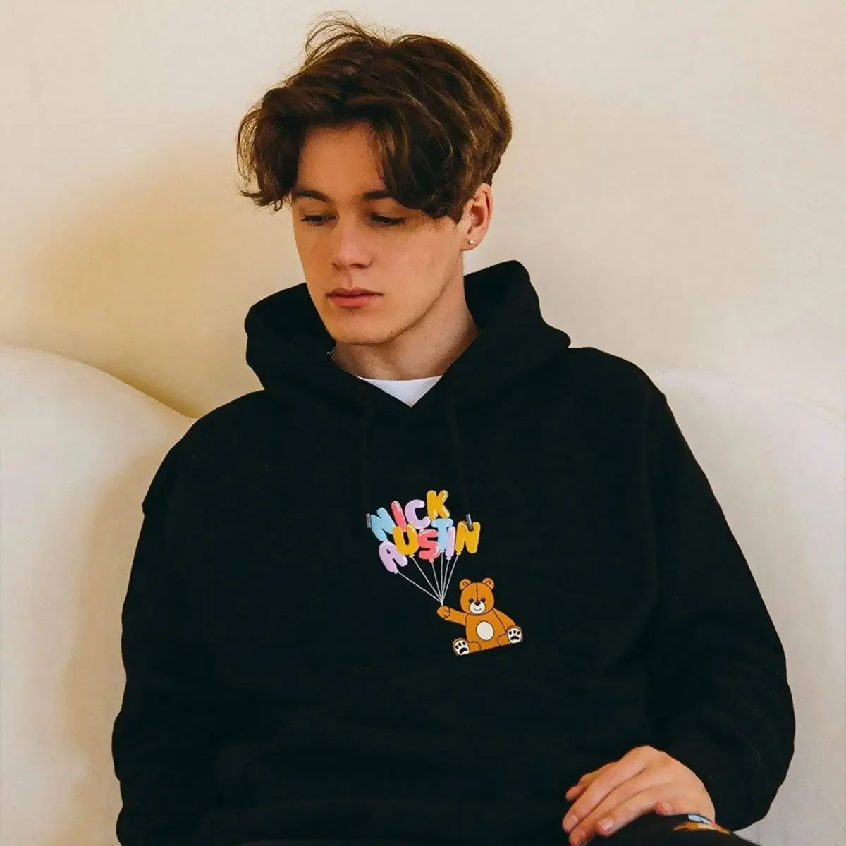 Черная толстовка с капюшоном в стиле K-POP изображением мишки тедди | Мужская