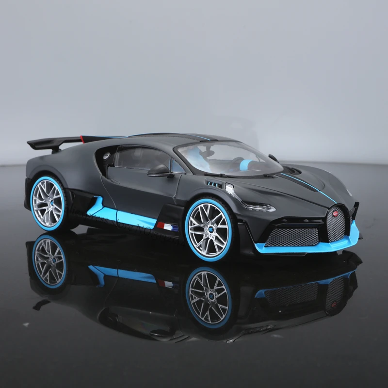 Модель автомобиля Maisto из сплава 1:24 Bugatti Chiron divo декоративная коллекция игрушечные