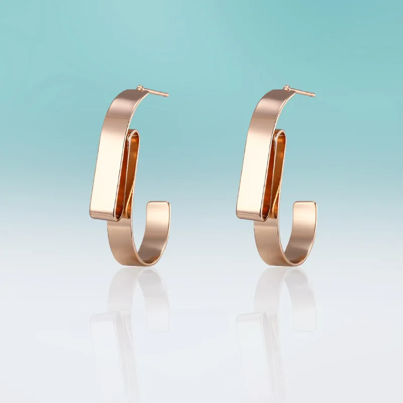 Женские серьги гвоздики в форме буквы с|Серьги-гвоздики| |