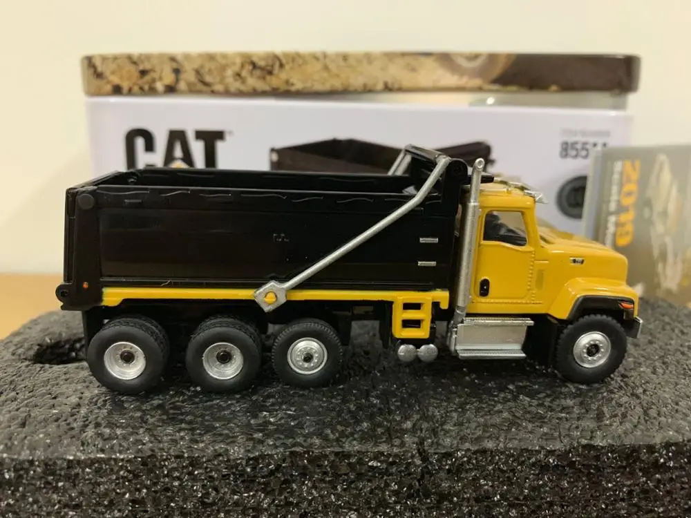 Тачскрин гусеницы Cat CT681 тачскрин от бренда HO Scale Diecast Masters DM85514|diecast model cars|model cardiecast