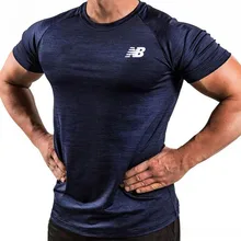 Szybkoschnący T-shirt do biegania dla mężczyzn koszulka sportowa dla panów do fitnessu na siłownię do grania w piłkę ubranie sportowe tanie tanio CN (pochodzenie) Wiosna summer AUTUMN Winter spandex Pasuje na mniejsze stopy niezwykle Proszę sprawdzić informacje o rozmiarach ze sklepu