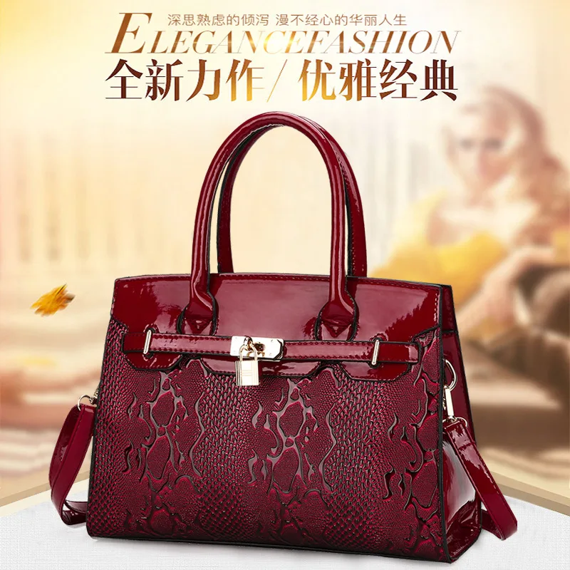 

WOMEN'S Bag 2017 New Style Fashion Casual she wen bao Retro Shoulder Bag Shoulder Bag Large Bag Embossed Ethnic-Style