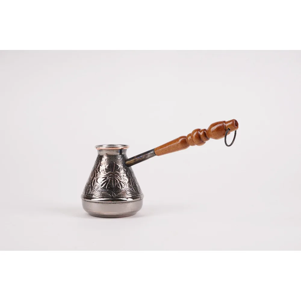 Goede TURK KOFFIE koper houten gesneden handvat 200 ml.