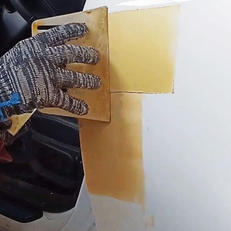 Grattoir En Caoutchouc Souple Pour Mastic Et Peinture Auto - Outil De Carrosserie Pratique