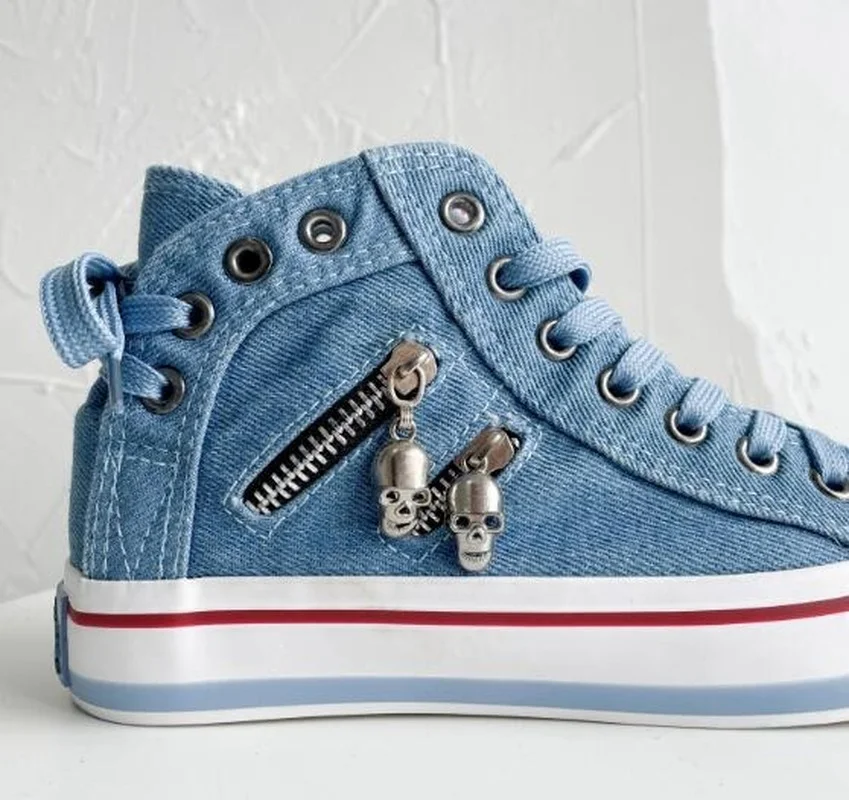 Women New Denim Flat-heel Round Toe Lace-up Skull Metal Decoration High-top Comfortable Fashion Classic Platform Casual Sneakers women shoes,casual sneakers,women sneakers