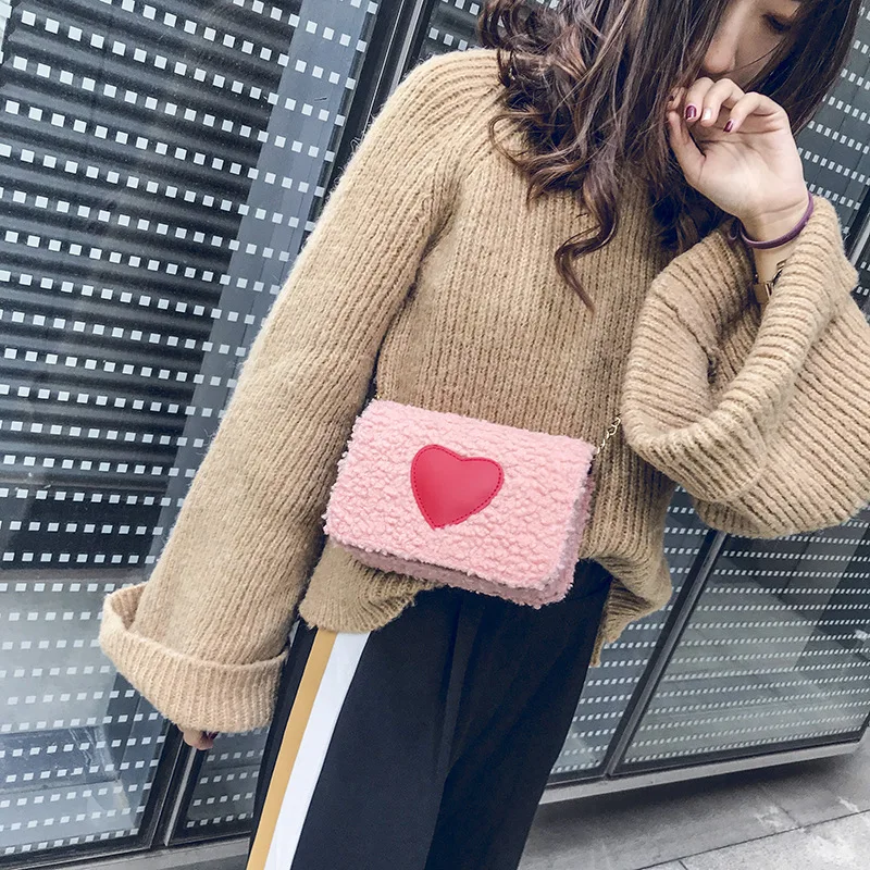 

Bag Women's 2018 New Style Fashion Peach Heart Mini Contrast Color Lambs Wool Cool Shoulder Bag Chain Shoulder Square Sling Bag