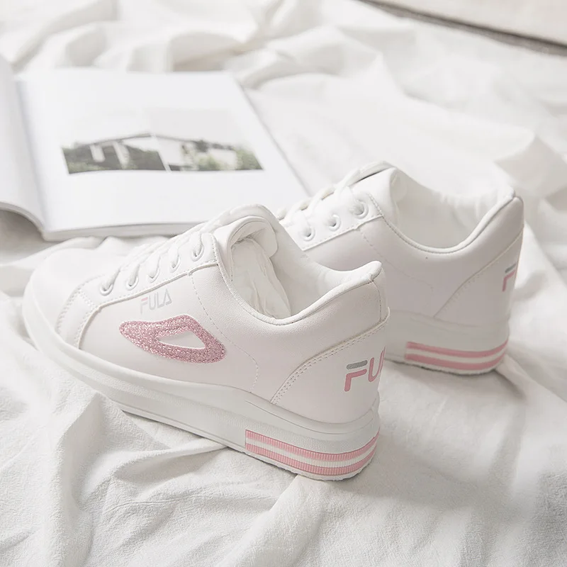 

Spring 2019 New Ladies Shoes Explosions Running Small White Shoes Students Leisure Heighten Sneakers Korean Ladies Joker Shoes