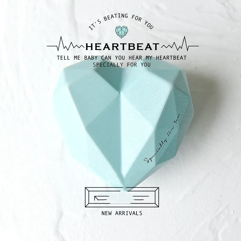 

Romantic Metal Wedding Candy Boxes Chocolate Candy Boxes & Flower Ribbon Tags for Birthday Wedding Favours Gift Cases Tableware