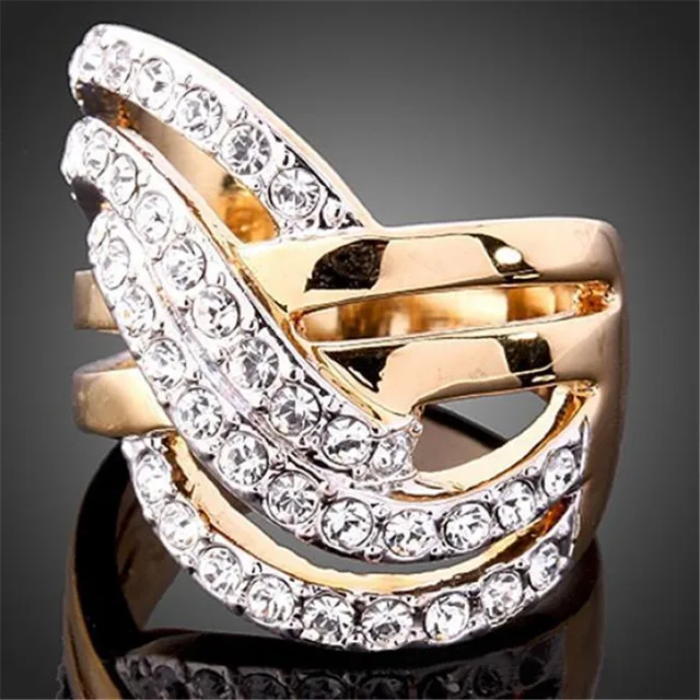 Luxury Wedding Rings for Women Classic Cross Design Inlaid Shiny Crystal Zirconia Ring Fashion Female Engagement Rings Jewelry E