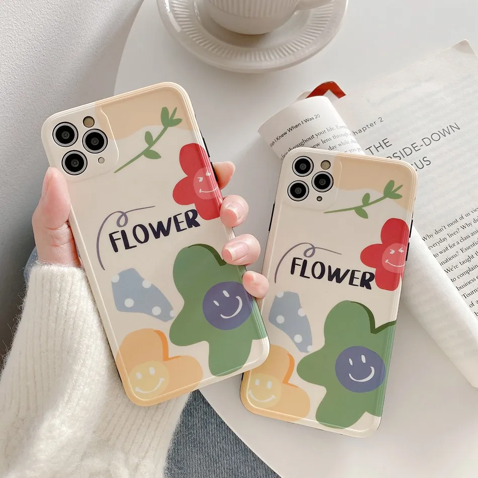 

For iPhone 11 Pro XS Max XR X Case Fashion Smiley Flowers Pattern Phone Case For iPhone SE 8 7 Plus Soft TPU Shockproof Cover