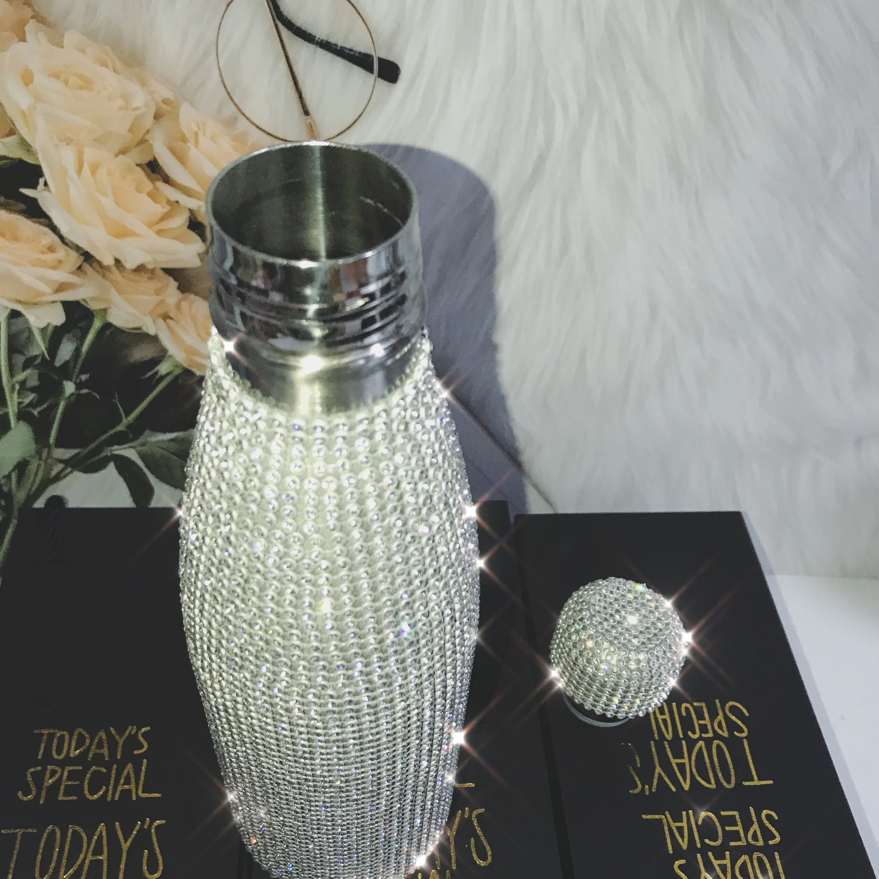 500ml Shinning Water Bottle with Rhinestones Thermos Bottle Bling Stainless Steel Thermos Cup Silver Diamond Flask Vacuum Bottle