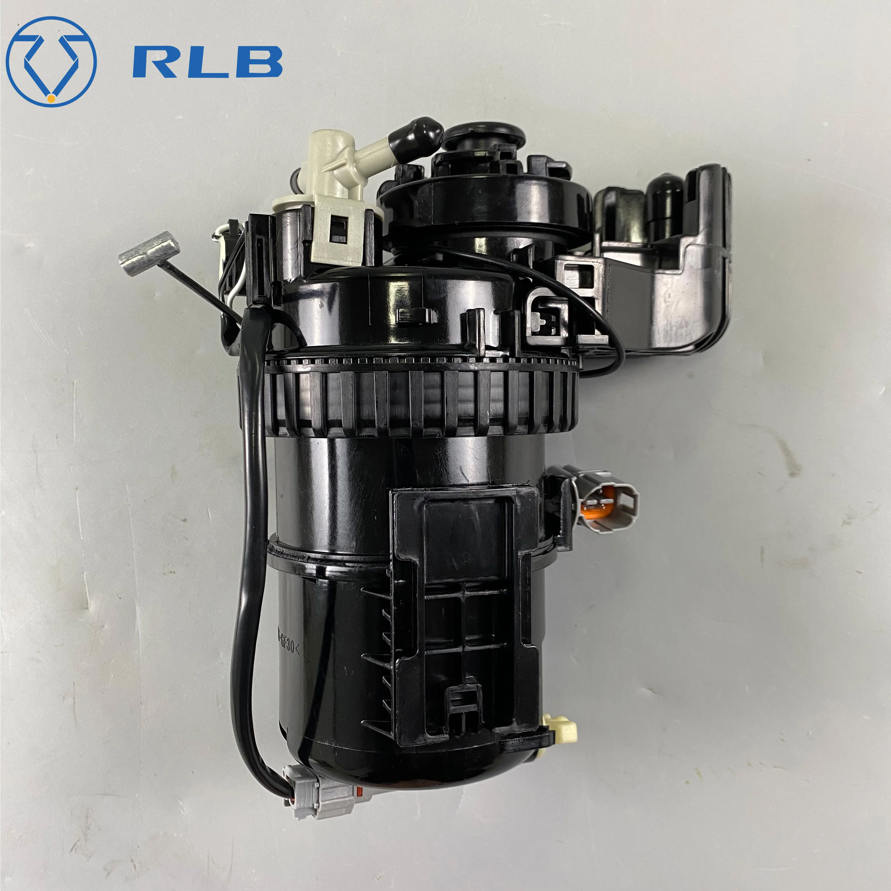 FUEL FILTER ASSY for Toyota HILUX REVO GUN125 1GDFTV 2GDFTV 233000L111 233000L110