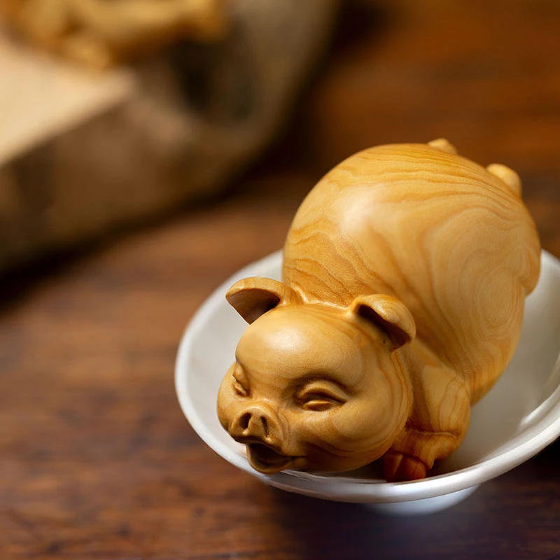 

New Lucky Animal Wood Statue Zodiac Pig Cute Pig Animal Statue Home Wall Decors Boxwood Carving Car Decorations