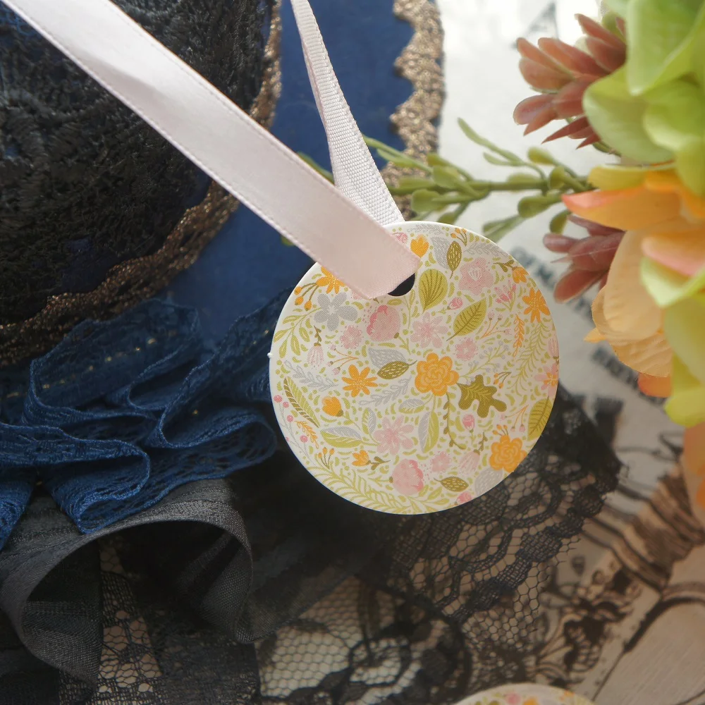 

50 Pcs Orange Flower Green Leaves Round Paper Labels Tag Wedding Birthday Gift Jar Pudding Soap Outside Packaging DIY
