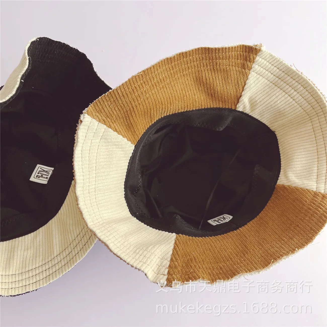Chapeau Cloche En Velours Côtelé Pour Femme Et Homme - Taille Unique 56-60 Cm - Hiver 2023, Gris Clair - Style Rétro Chaud