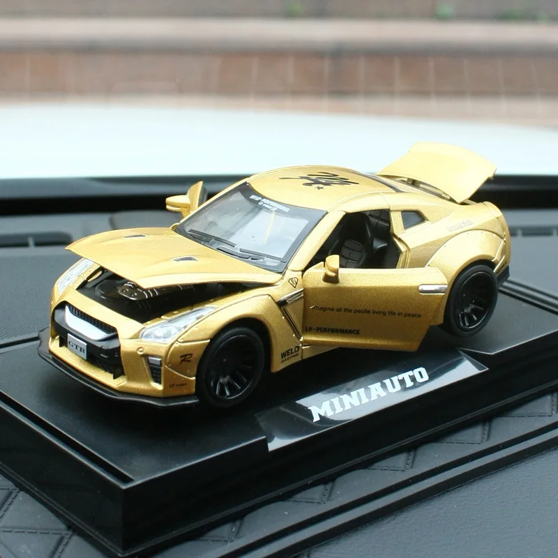 Аксессуары для украшения автомобиля, 1:32 Nissan GTR, роскошные литые модели из сплава, украшения для интерьера, аксессуары и подарки для детей