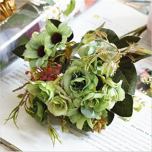 YO CHO Small Bridal Bouquets Silk Roses Wedding Bouquet Flowers Marriage Accessories Wedding Bouquets for Bridesmaids Decoration - Цвет: Green