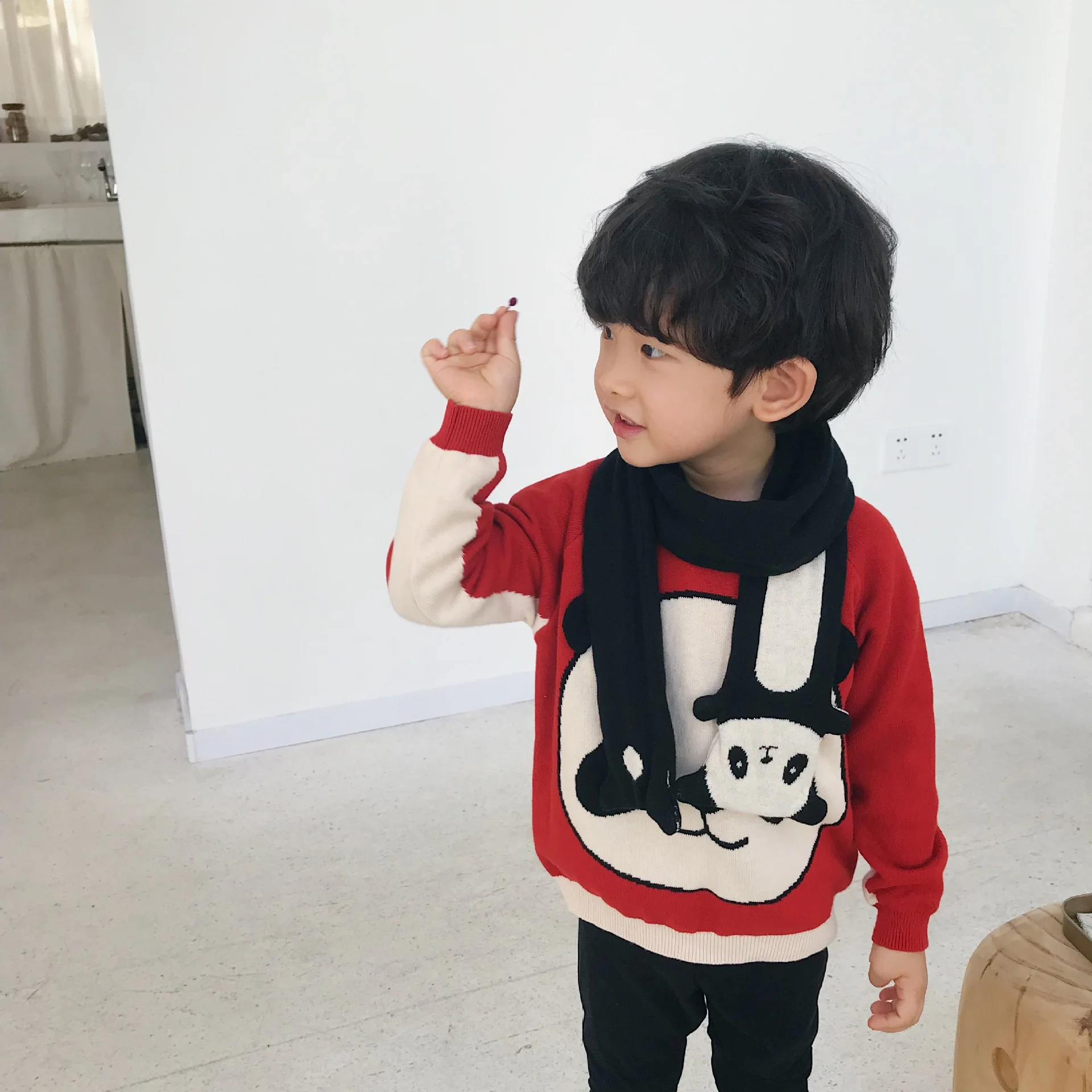 Tonytaobaby/Новинка; вязаные свитера с рисунком животных для мальчиков и девочек с шарфом; сезон осень-зима; свитер для маленьких девочек; детские свитера