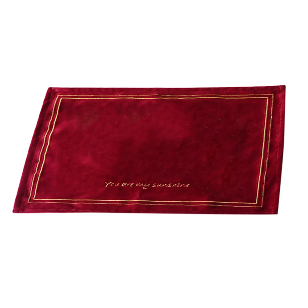 christmas elegant tableware mat party table decor Gold Velvet Embroidered Western Mat Velvet Anti-Hot Tableware Mat#1021y25 - Цвет: Красный