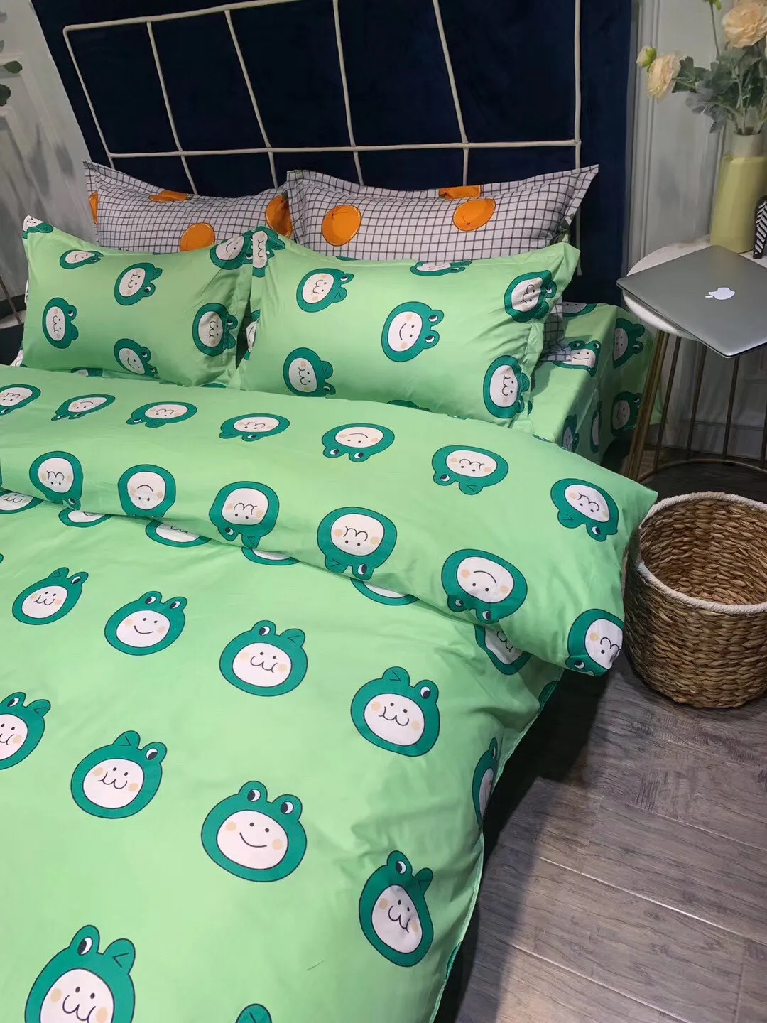 

2019 V Wechat Business New Products Hot Selling Polyester Cotton Twill Printed Zara Four-piece Set Bedding Article