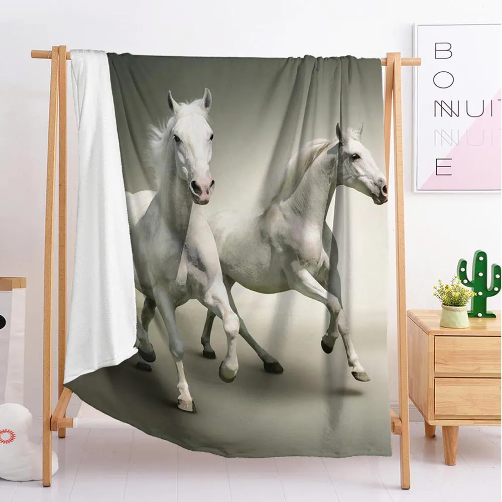 

2020 New horse animal Custom blankets Large and small size throw blanket tapestry sleeping blanket flannel blanket bedding