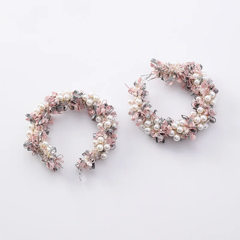 H: Хайд Преувеличение имитация жемчуга плюшевые серьги-кольца цветок Женская мода Ретро серьги для женщин девушки ювелирные изделия аксессуары
