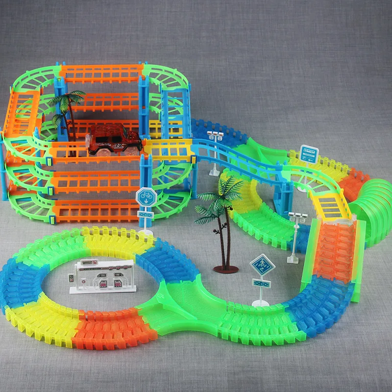 

Educational Flexible Assembled Building Blocks Small Train Camera Track Set 3-7-Year-Old Boy Building Blocks Environmentally Fri