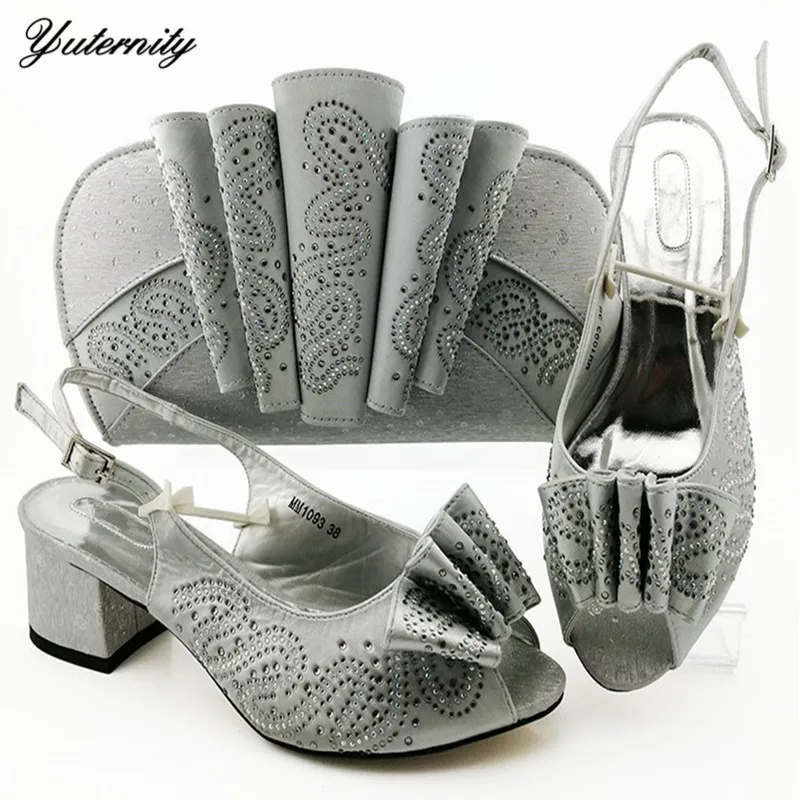 

2019 Silver Color Elegant Ladies High Heels Shoes And Bag Set African Design Party Shoes And Bag Set For Wedding Size 38-43