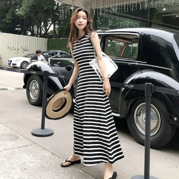 

2020 New Style Korean-style Fashion Slimming Mid-length Elegant Sleeveless Vest Long Skirts Black And White Stripes Dress Women'