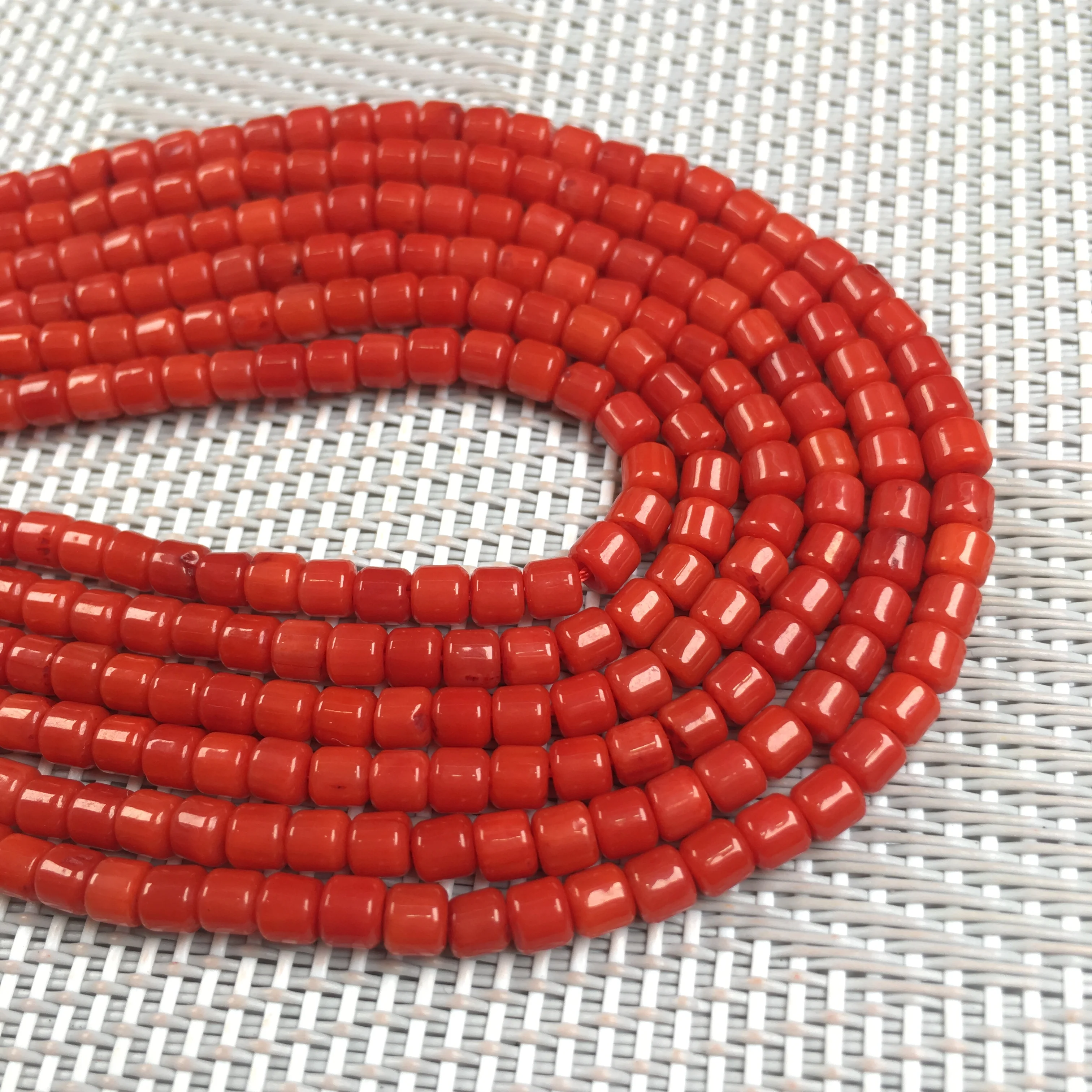 NaturalCoralBeadsExquisiteRedCylindricalShapeLooseCoralBeads