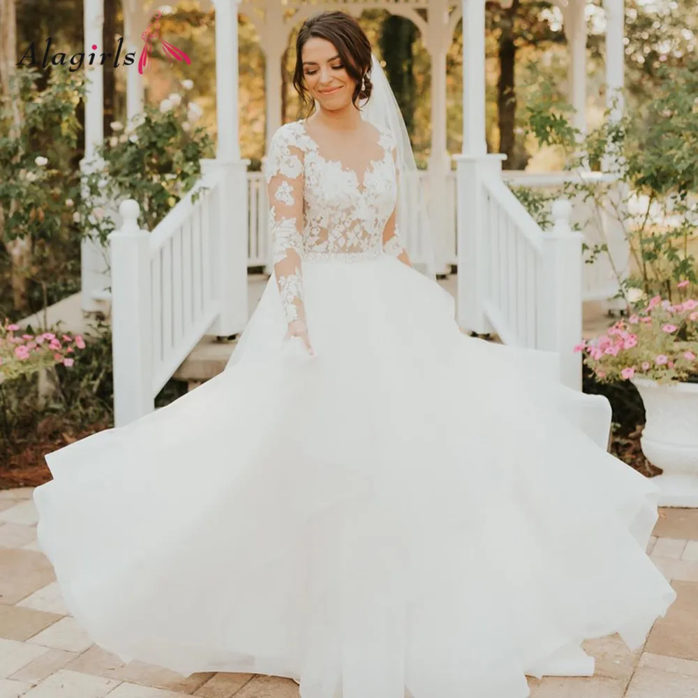 

Simple Wedding Dress 2020 Appliques Sexy Backless Illusion Sleeves Bride Dress Long Train Weeding Dress Plus Size