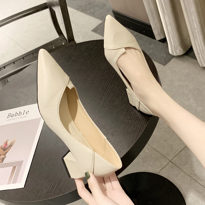 chaussures talon moyen