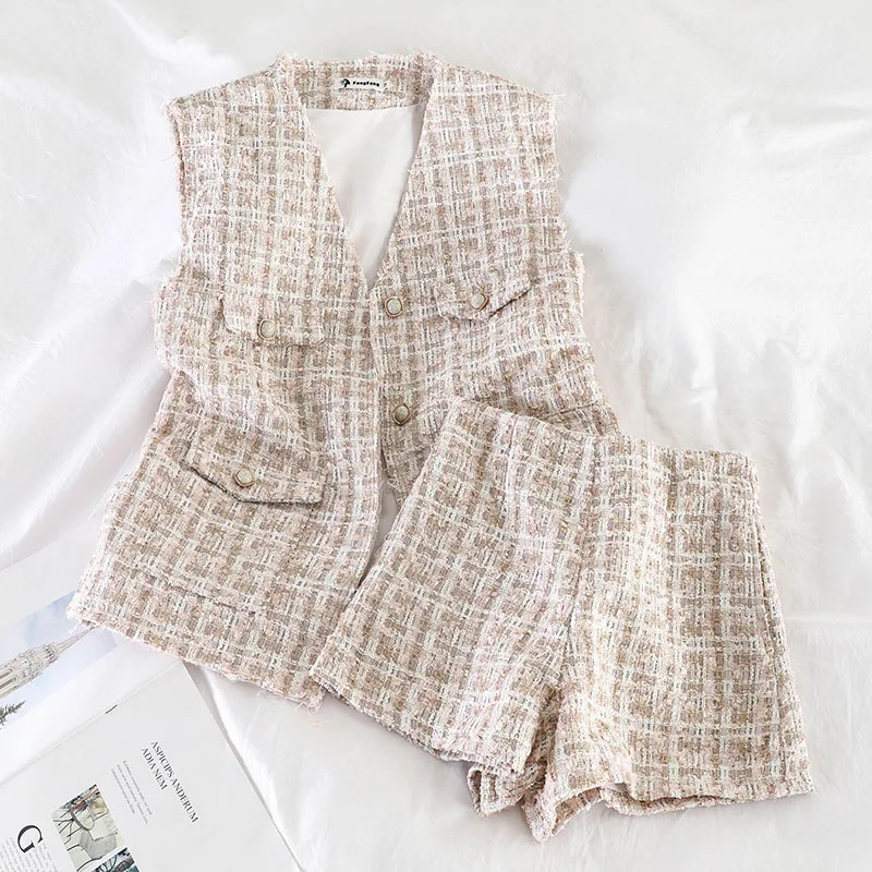 

2019 new fashion women's Temperament Cardigan Woolen Vest Straight Thin Shorts Two-piece K729