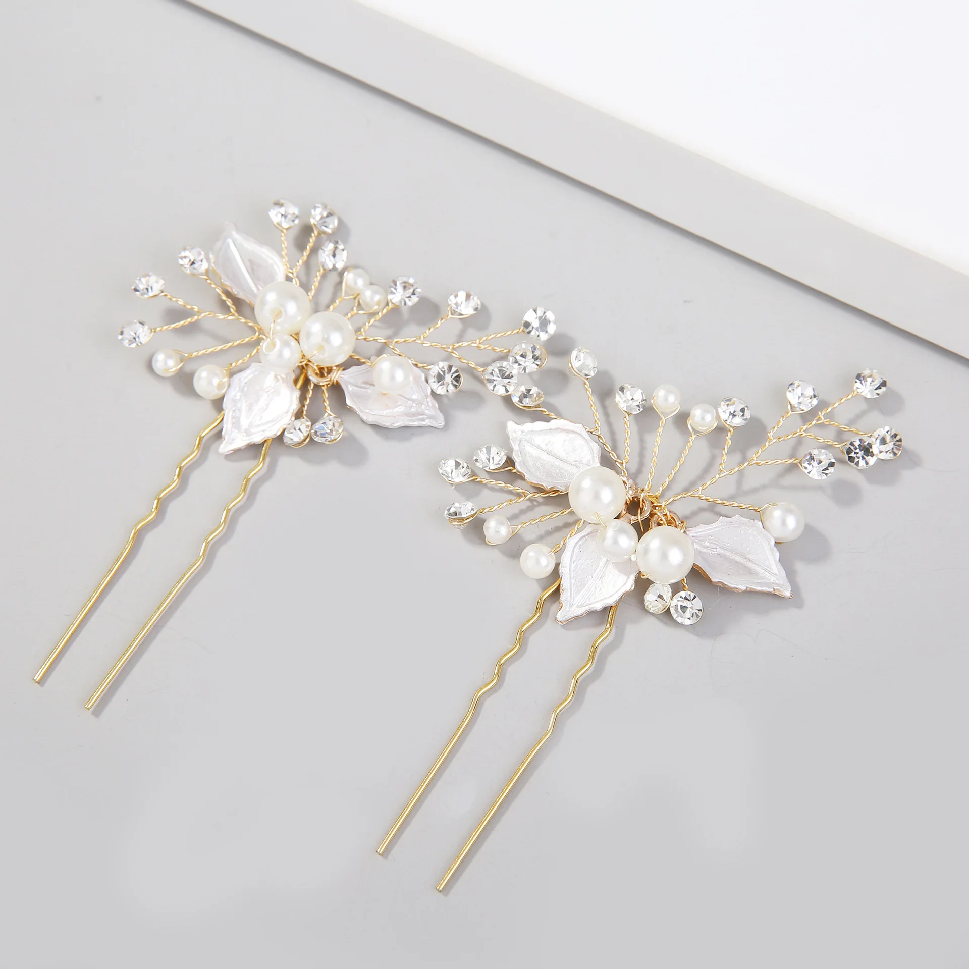 Hot Sales Alloy White Leaves Handmade Pearl Diamond Set Hairpin Pin Bride Headdress