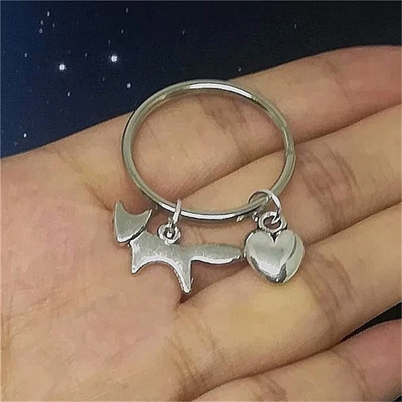 Купить брелок на ключи лисенок. "брелок ""лиса""". Green foxes фриланс форум. Лиса сваровски. Брелок лисенок серебро.