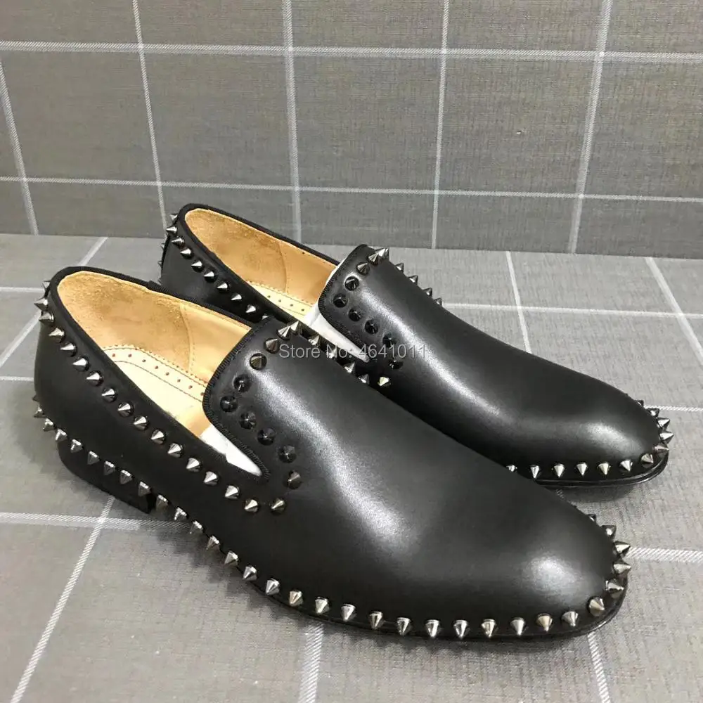 Slip On cl andgz Black leather red bottom Dress shoes low heel For Men Circle Silver Rivet casual couple models Flat Loafers