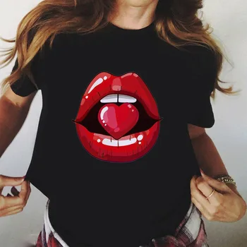 النساء أحمر الفم الشفاه قبلة مطبوعة فتاة سوداء التي شيرت الصيف مضحك ليوبارد تي شيرتات ورق الرسم البياني فام Harajuku T قميص ، هبوط السفينة