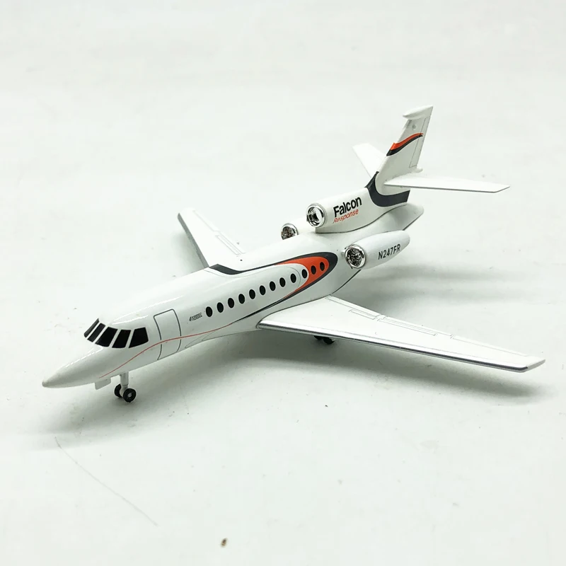 Коллекционная модель модели Dassault Falcon 217 1/200 самолета из сплава 247| |