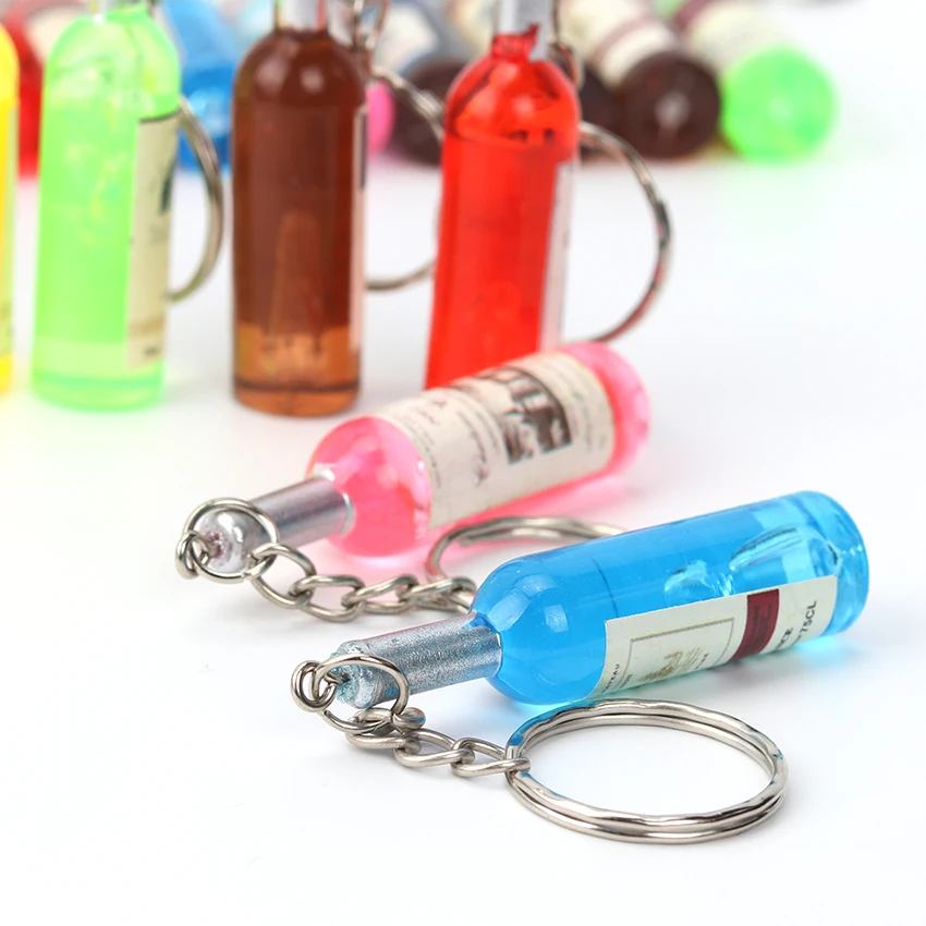 

Couple Keychain Car Key Ring Keychain Phone Ornaments Beer Bottle Pendant Keychains Multiple Colors Random 1PC