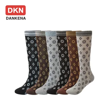 

DKN Ladies Classic Retro Socks Reflective Calf Socks Spring Sweat-Absorbing Breathable Comfortable Middle Tube Socks